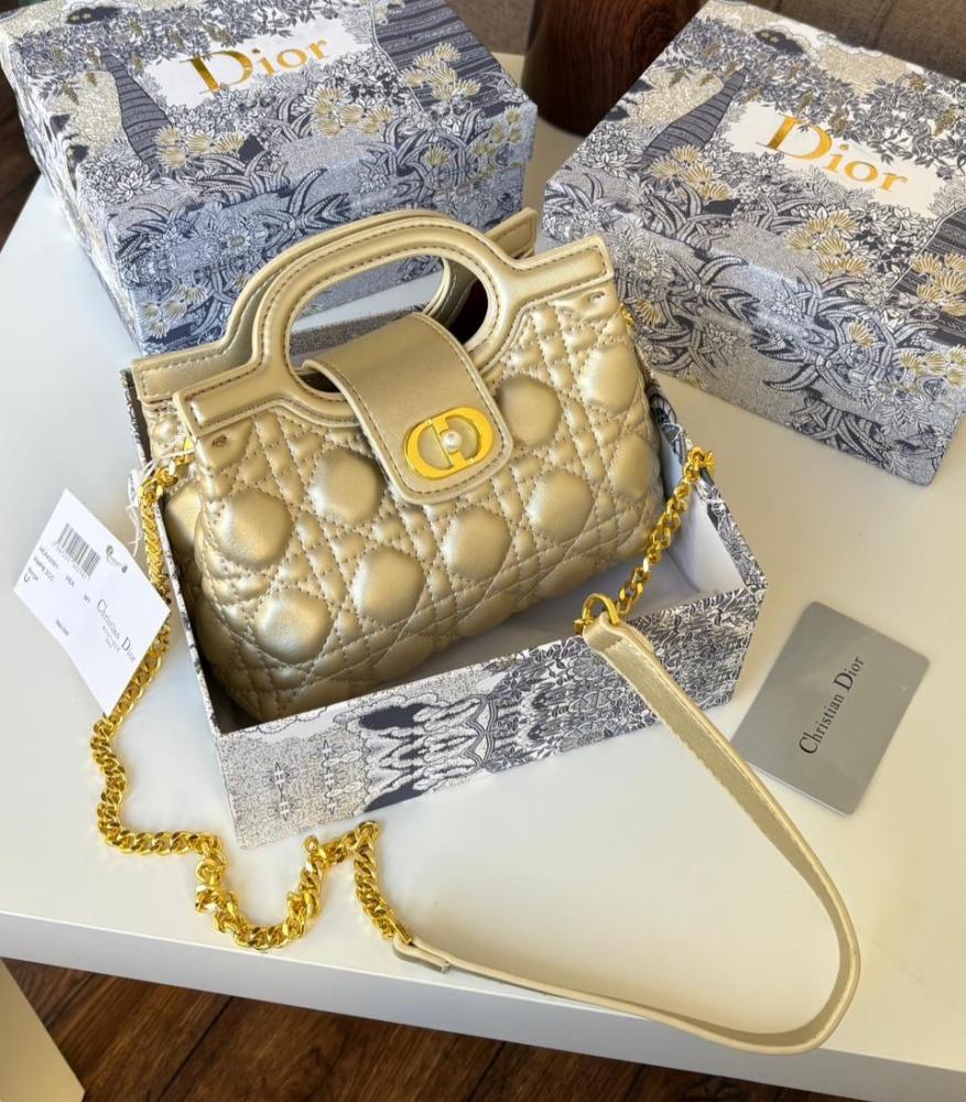 شنط نسائية ديور Dior - كاجوال  DIO-021-ES