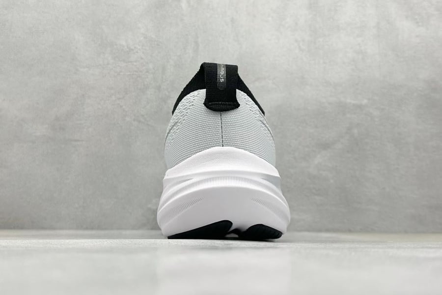 حذاء اسكس Asics جيل نيمبوس 26 المريح - ASI-OU-114-ES