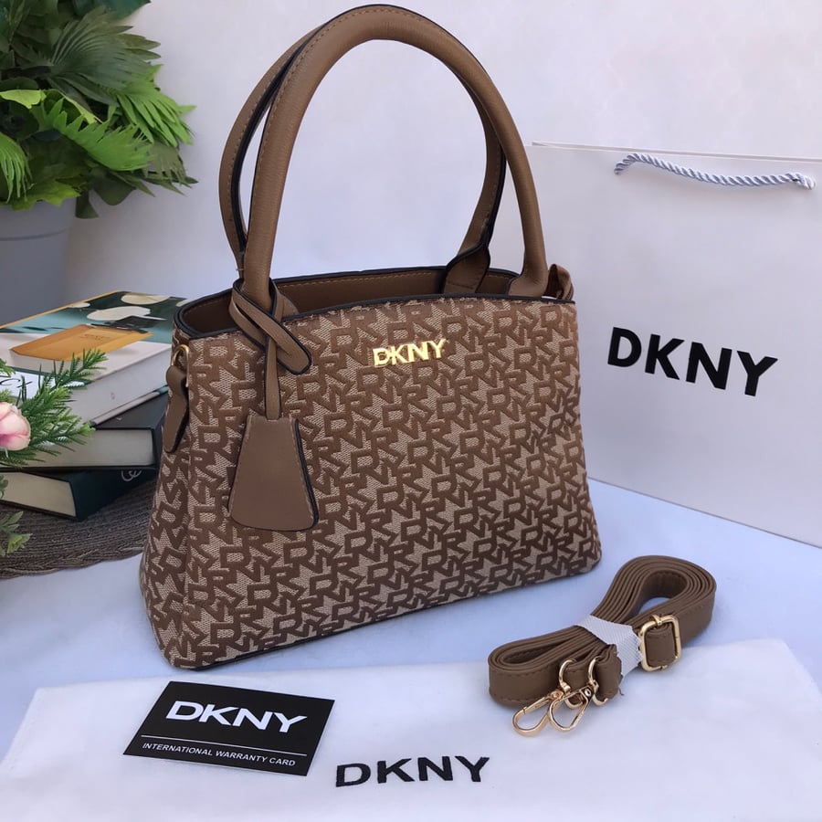 كود خصم شنط شنطة دكني DKN- متجر الخطوة الانيقة