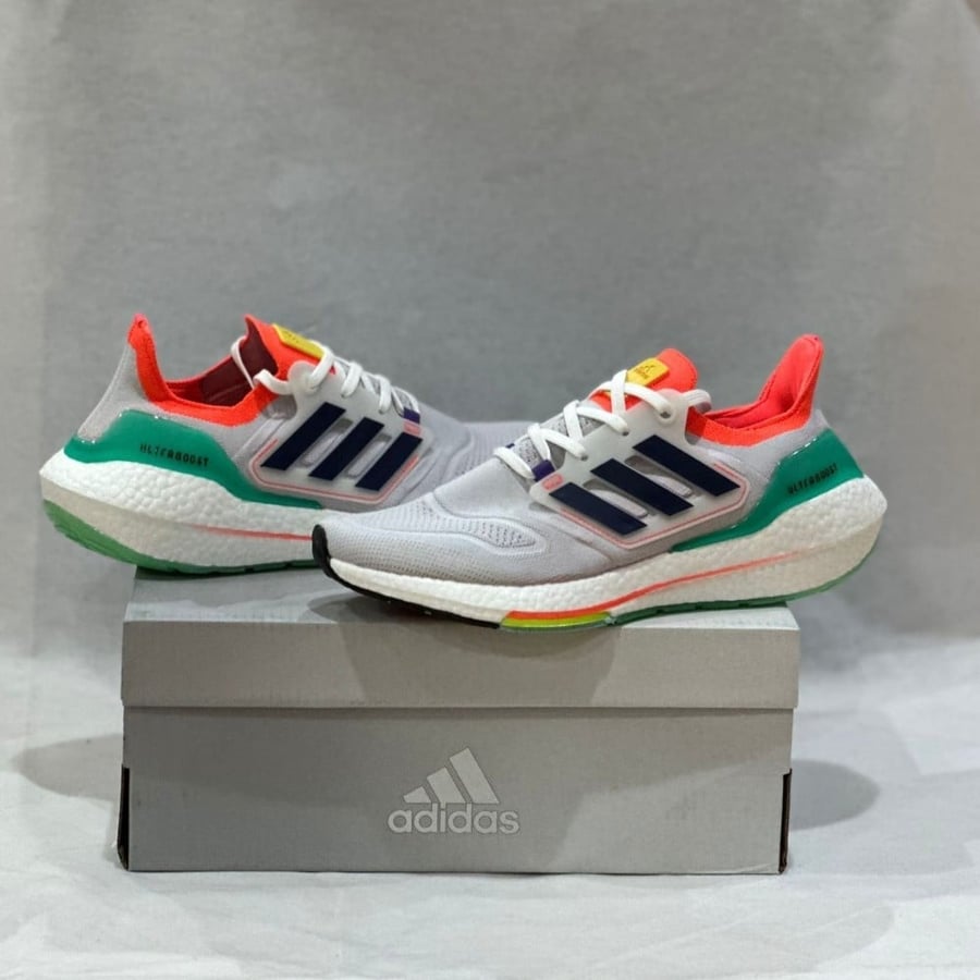 حذاء جزم شوز اديداس Adidas التراس بوست - الخطوة الانيقة