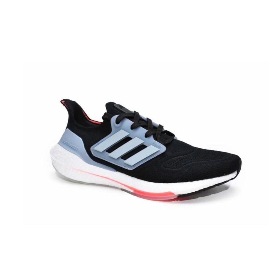 حذاء اديداس الترابوست اسود / Adidas ultraboost black shoes