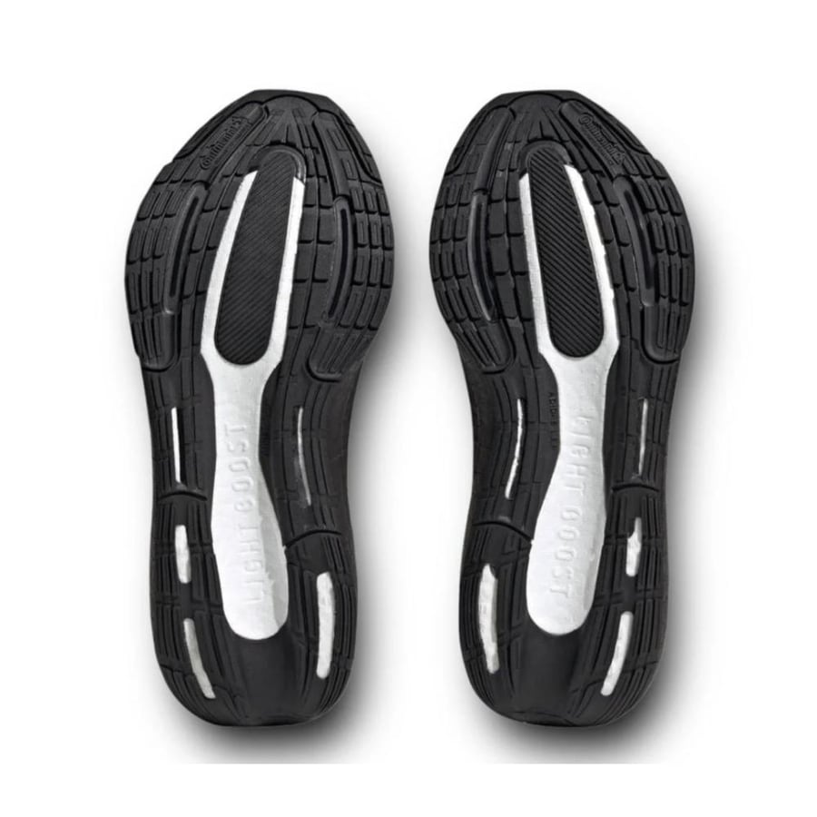 حذاء اديداس الترابوست اسود / Adidas ultraboost black shoes