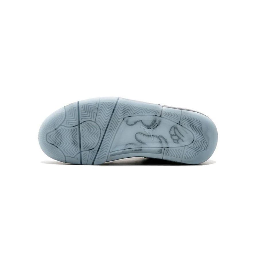 حذاء سنيكر ‬اير جوردن 4 ريترو كاوس | x Kaws Air Jordan 4 Retro sneakers