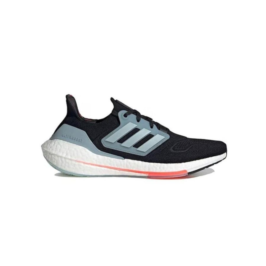 حذاء اديداس الترابوست اسود / Adidas ultraboost black shoes