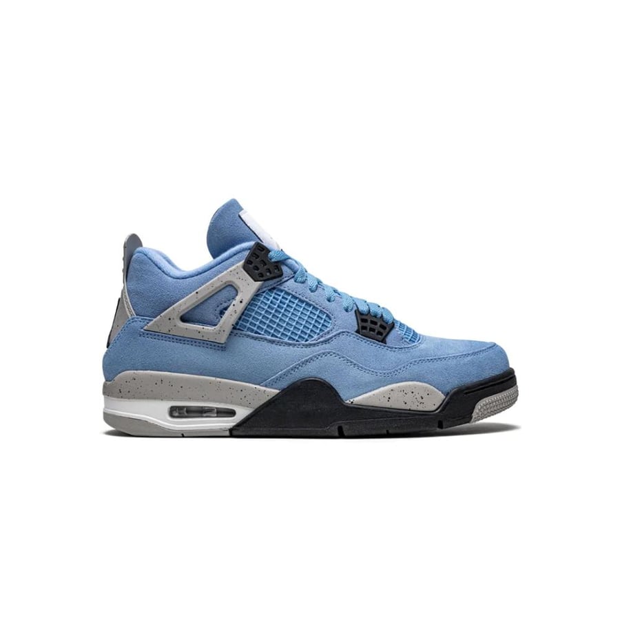 حذاء اير جوردن بلو سويدي جوردان 4 ريترو يونيفيرسيتي بلو | Air Jordans Blue Suede Jordan 4 Retro University Blue Sneakers