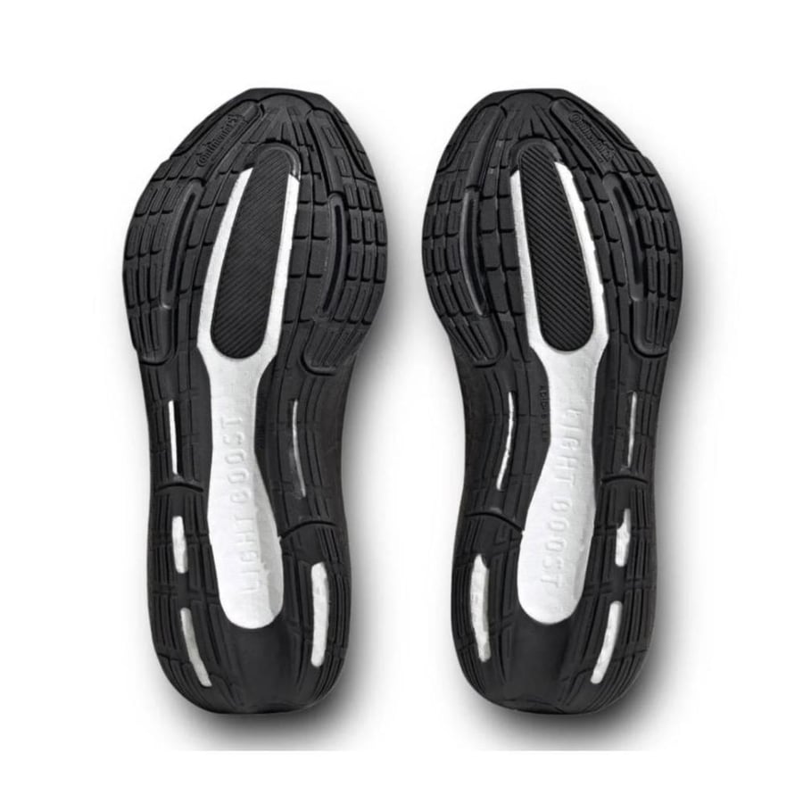 حذاء اديداس الترابوست اسود / Adidas ultraboost black shoes