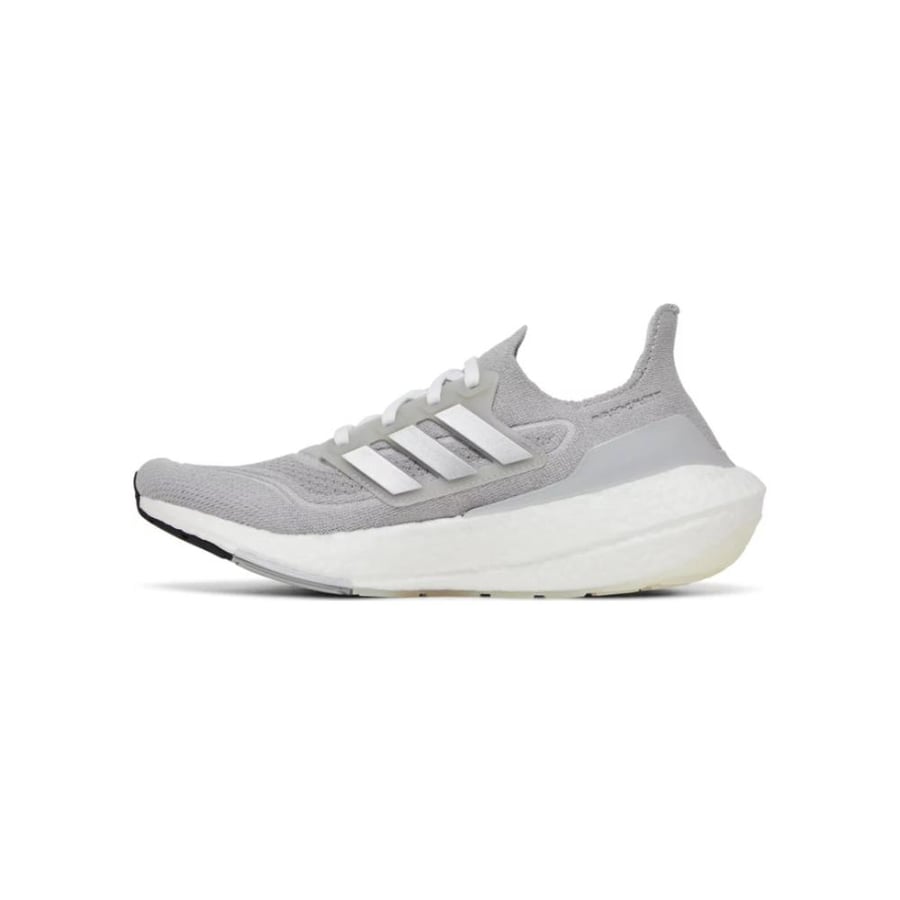 حذاء اديداس الترابوست رمادي / Adidas ultraboost grey shoes