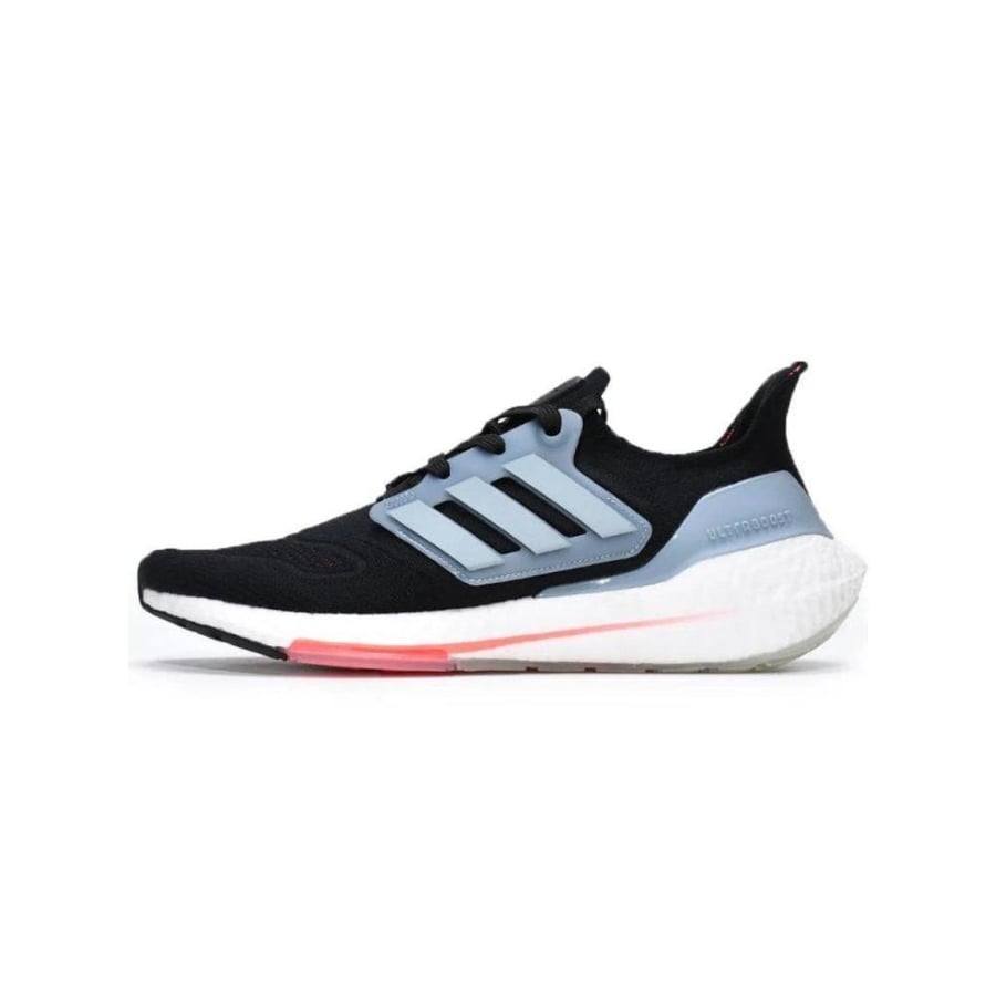 حذاء اديداس الترابوست اسود / Adidas ultraboost black shoes