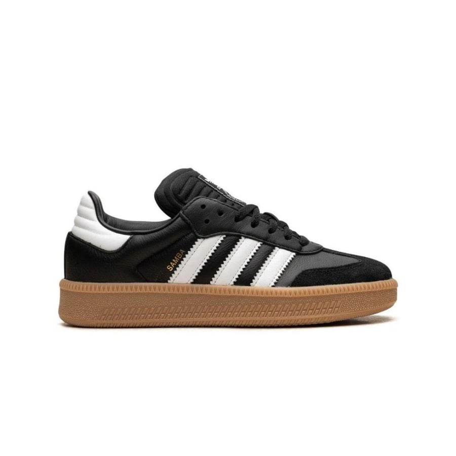 سنيكر سامبا XLG أسود وأبيض وجام | Samba XLG "Black/White/Gum" sneakers