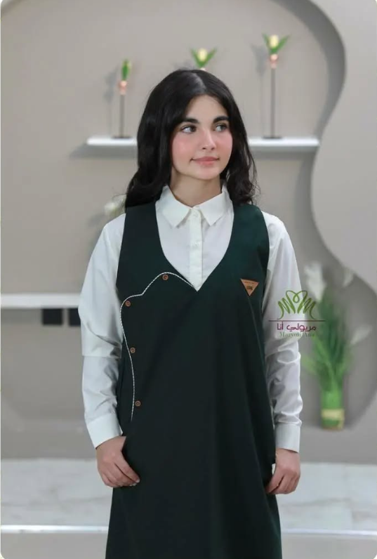 مريول زيتي شيال قيطان مع خط جميل