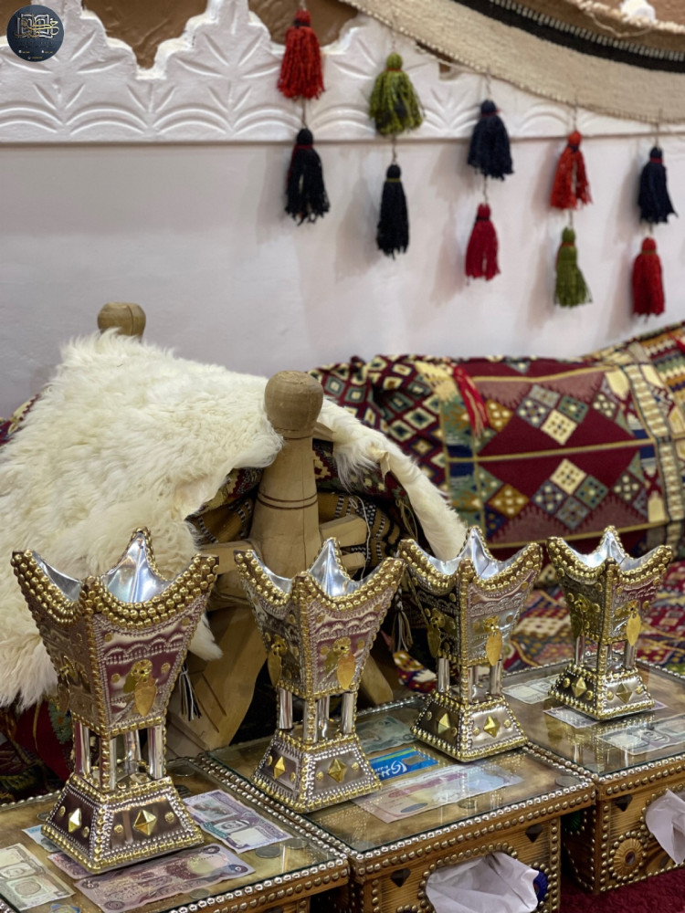 مباخر حايلية فضي بحلق