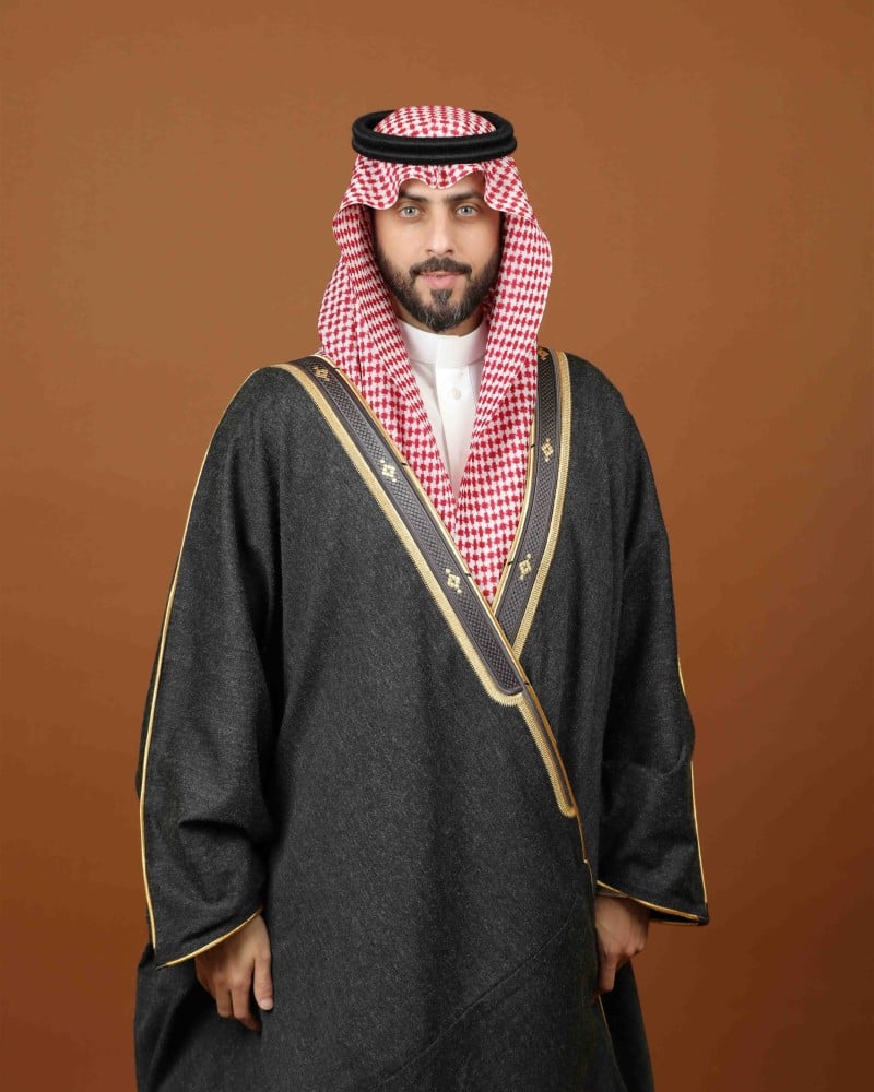 بشت شتوي رجالي فخم وبر مع تطريز