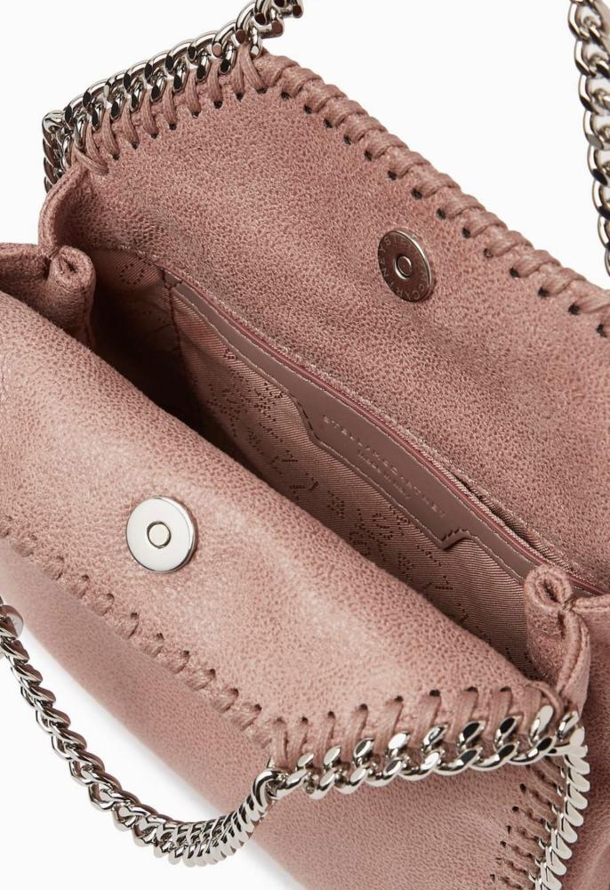 Stella Nude bag with silver necklace