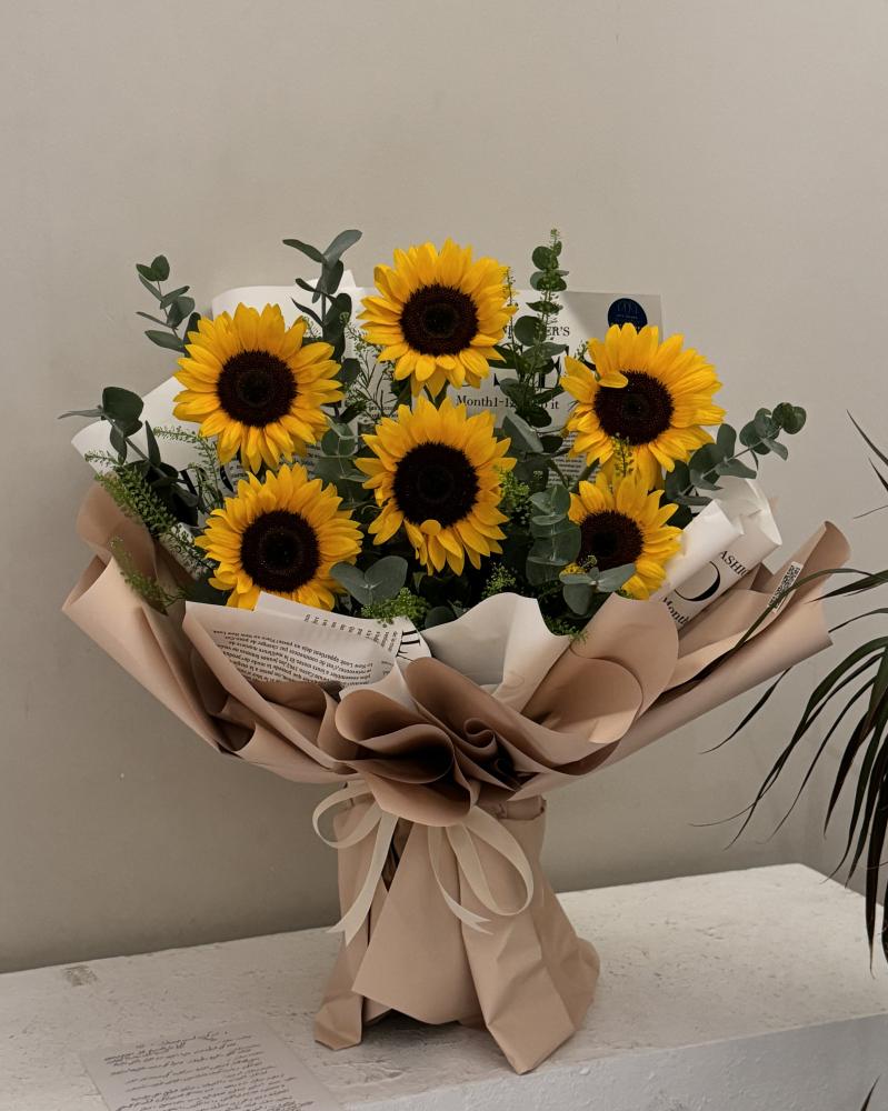 Sunflower bouquet