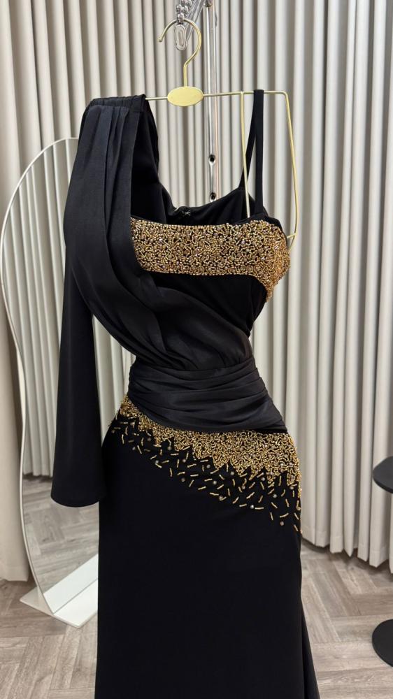 فسان سهره اسود تطريز ذهبي