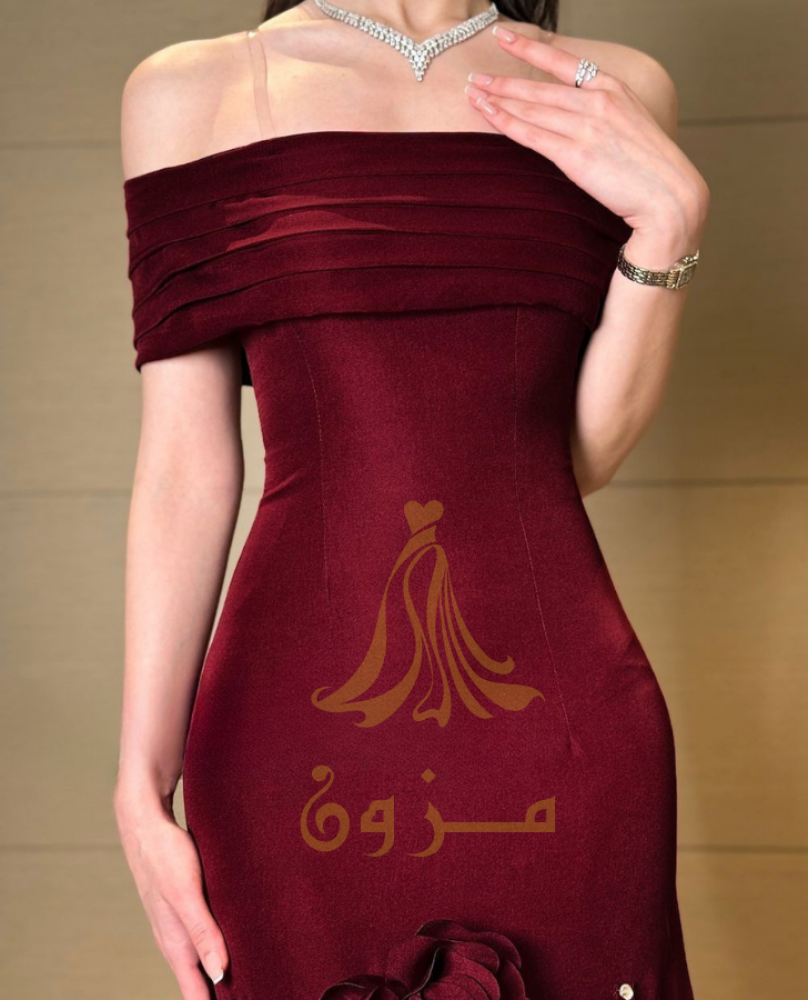 فستان برغندي حواف ورد
