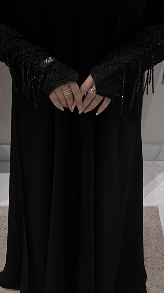 عباية باهيه+ طرحه