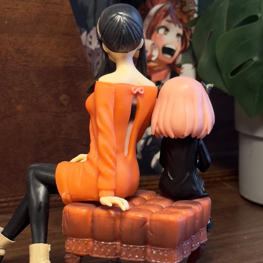 Figure | انيا ويور