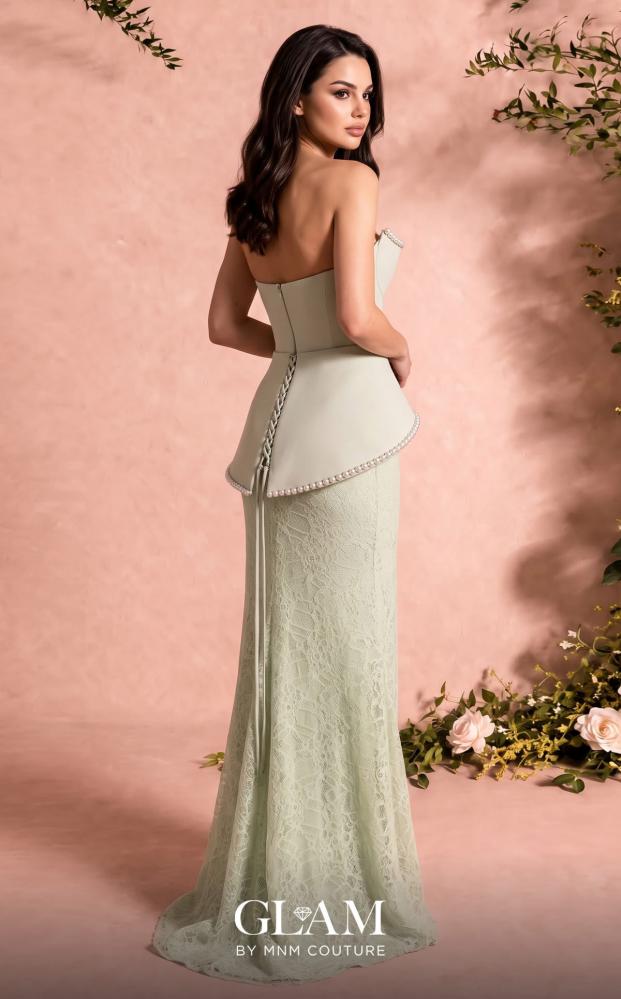 MNM Couture O07829
