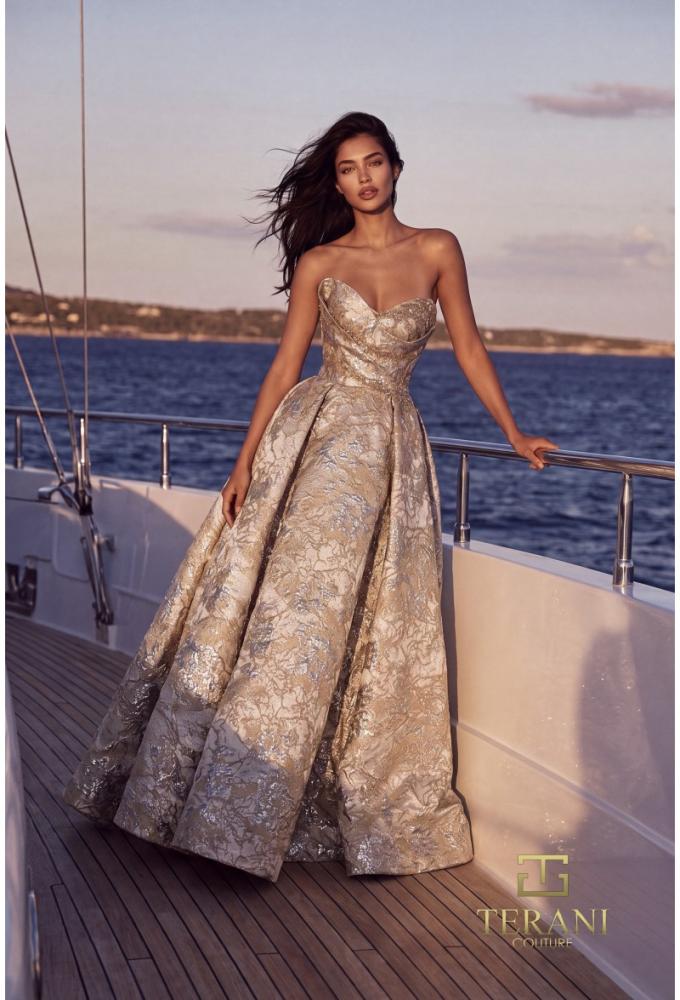 terani couture 271M8442