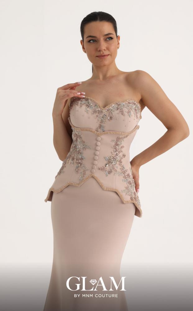 MNM Couture O07796