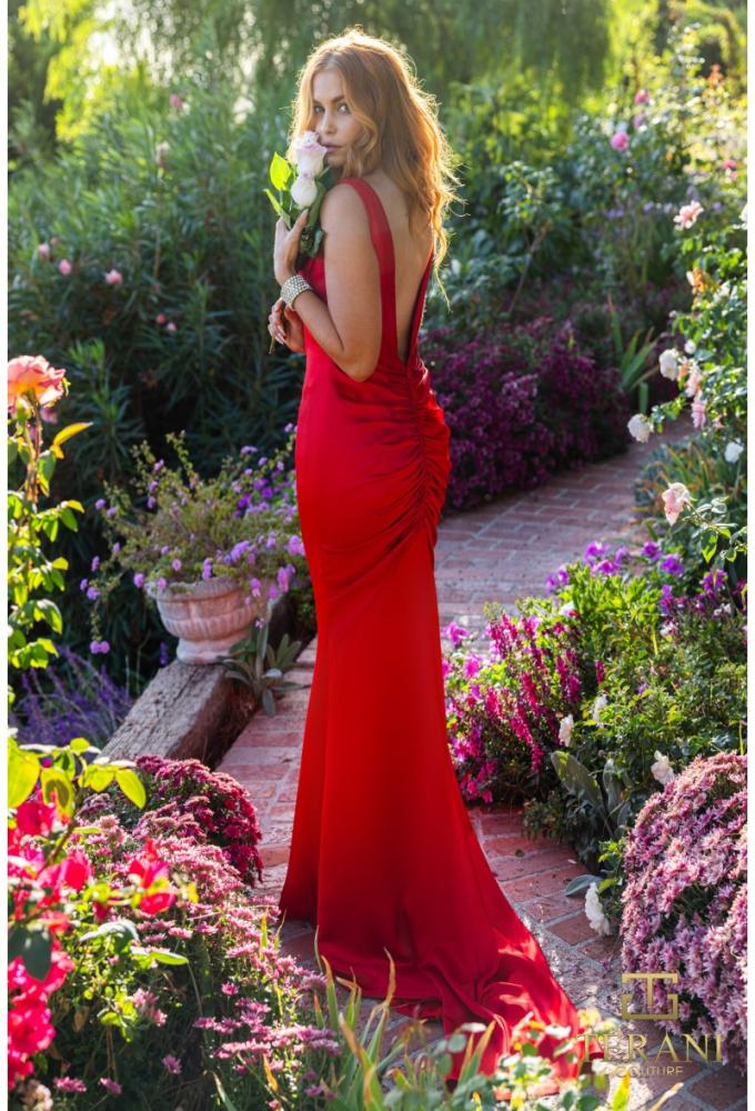 terani couture J3191