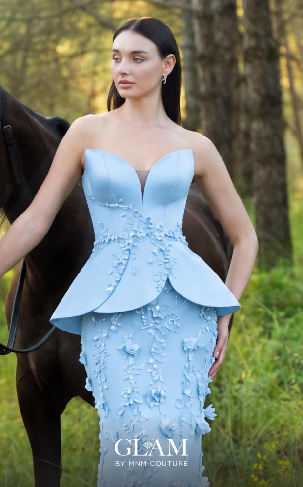MNM Couture O07909