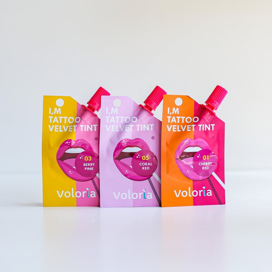 Lip gloss and Foloria cheeks - 05