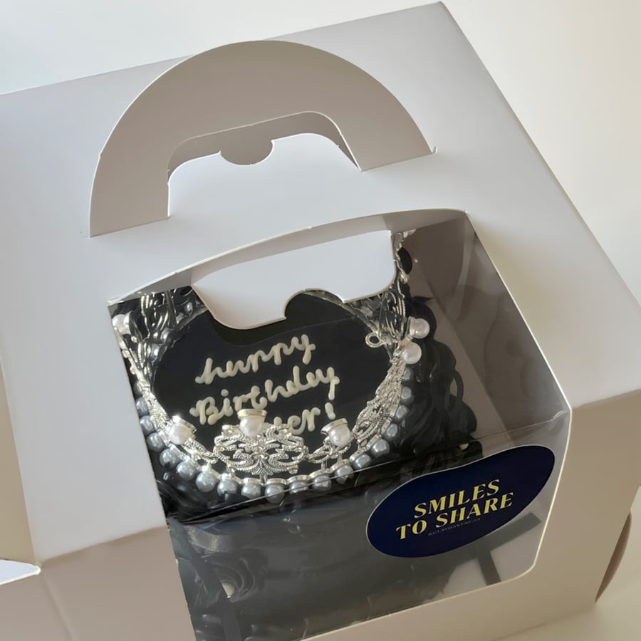 6inch Mini Tiara Black Cake w/Ribbons