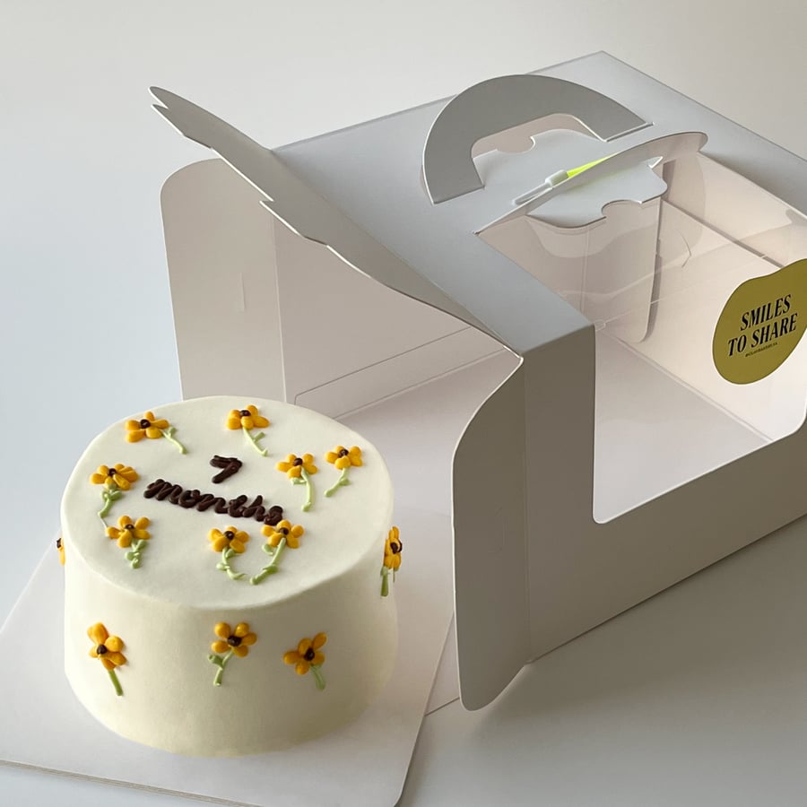 6inch Mini Daisies Cake