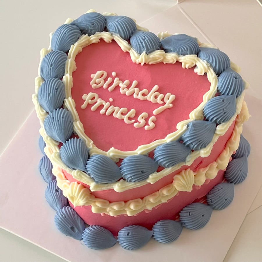 6inch Mini Heart Cake
