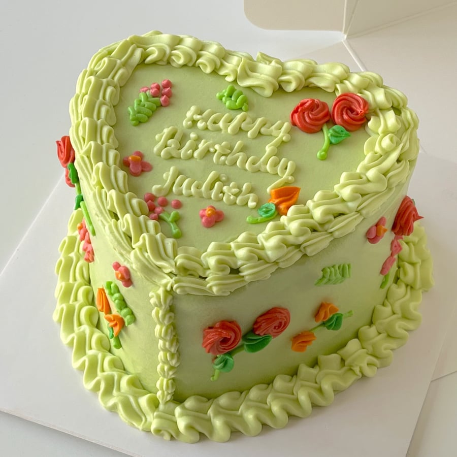 6inch Mini Heart Flowers Cake