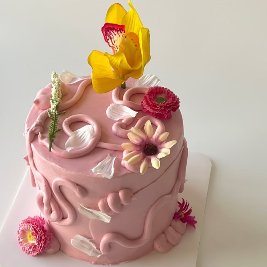 6inch Tall Flowers Cake