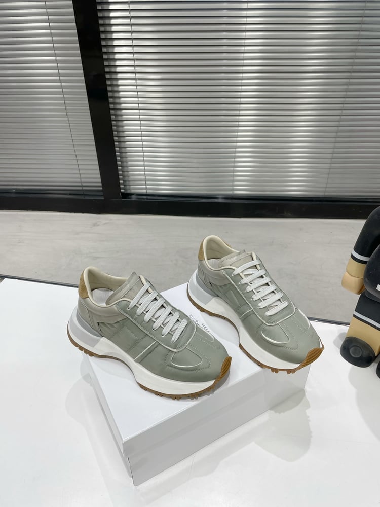 MM6 Margiela حذاء رياضي كاجوال