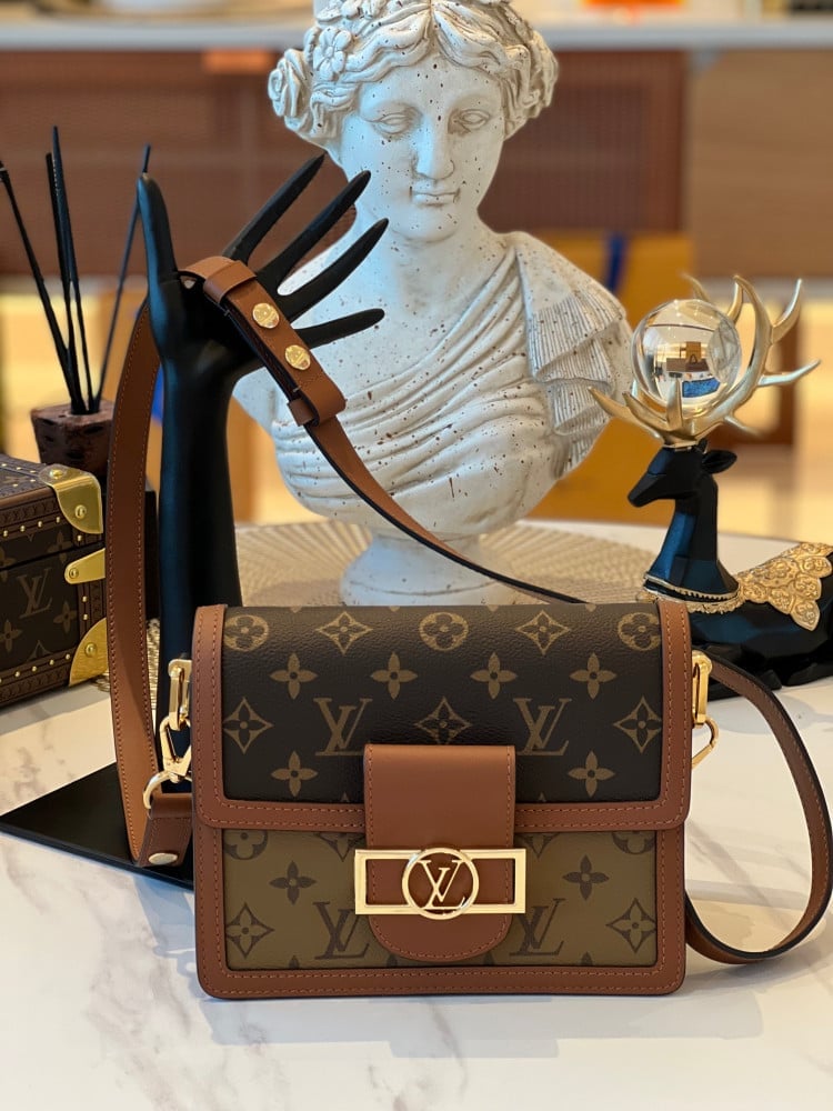 لوي فيتون Dauphine مقاس 20cm