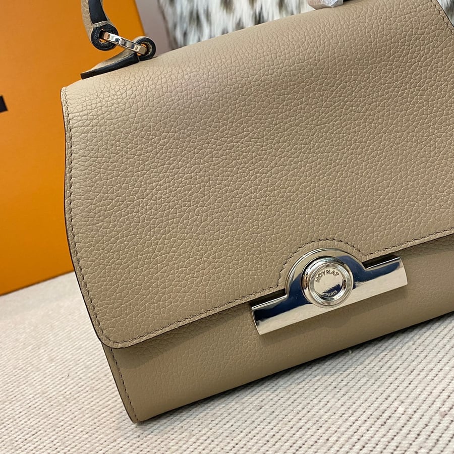 حقيبة Moynat ميني Rejane الكلاسيكية بلون رمادي