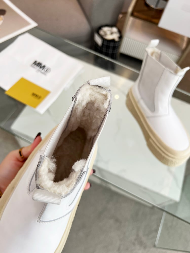 أحذية Margiela بتصميم عتيق نعل سميك