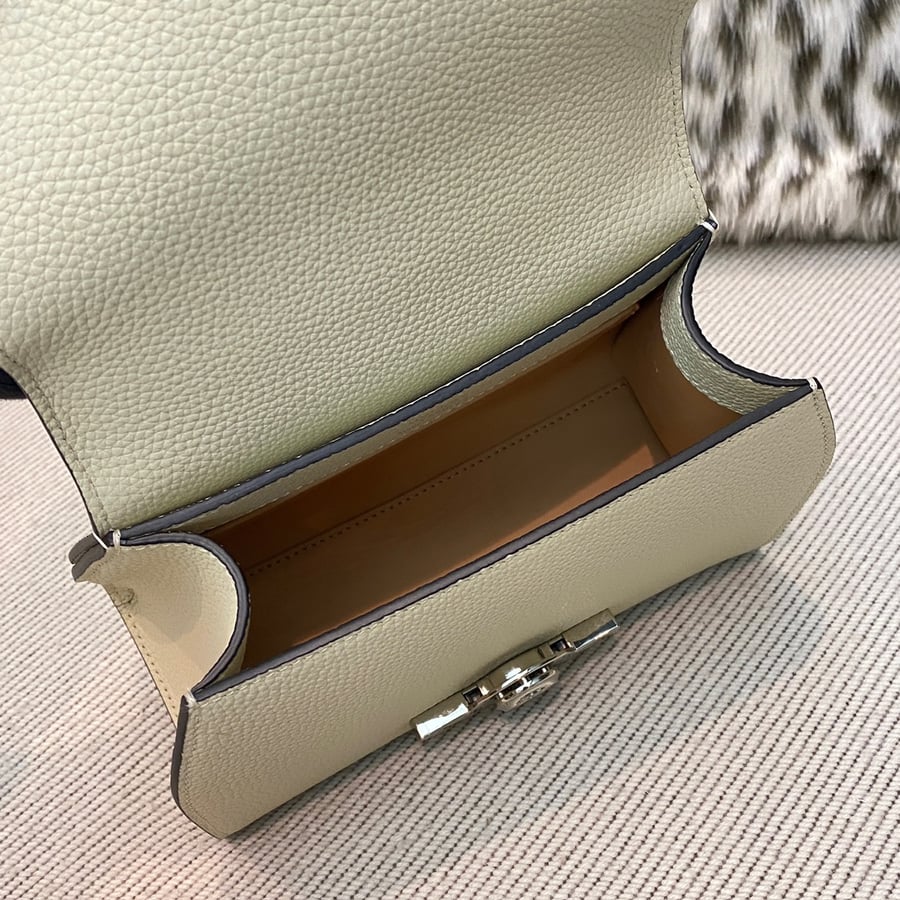 حقيبة Moynat ميني Rejane الكلاسيكية بلون ابيض