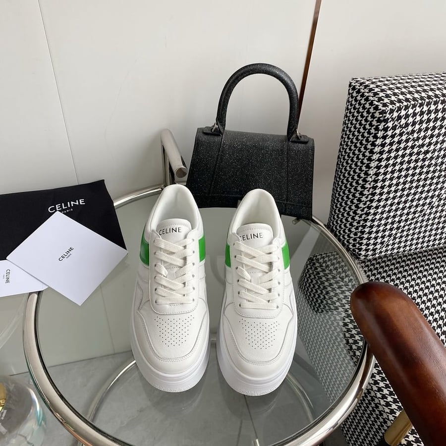 حذاء رياضي نسائي من Celine بشعار - خط أخضر