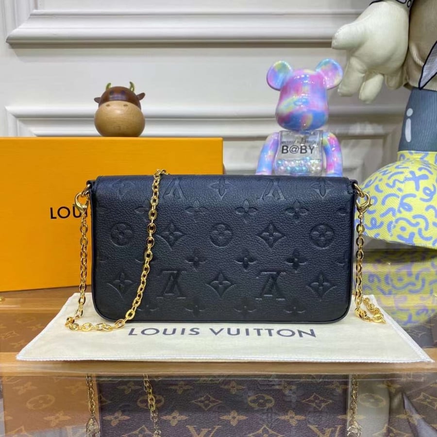 لوي فيتون FÉLICIE POCHETTE مقاس21cm