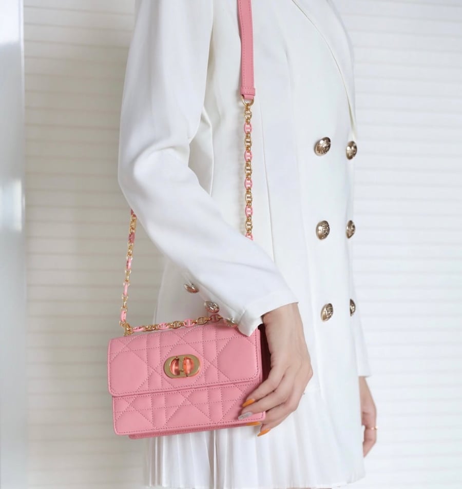 ديور Miss Caro مقاس 19cm
