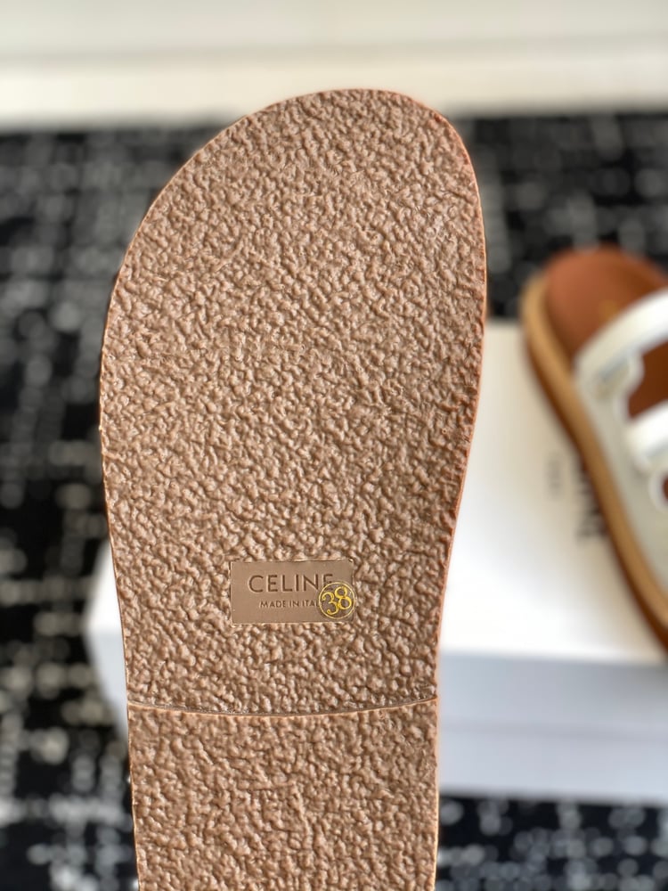 صندل تريومف من سيلين بلون ابيض