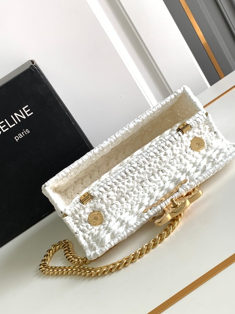 حقيبة يد CELINE الصيفية TRIOMPHE من سلسلة منسوجة من الرافيا بلون ابيض