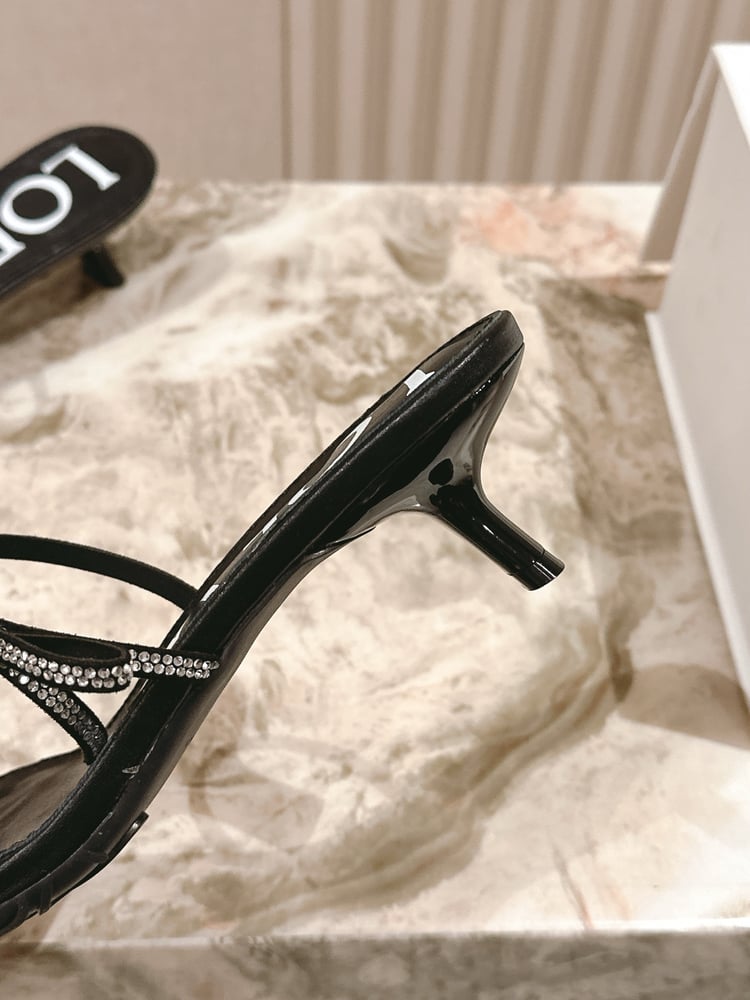 شبشب Loewe Petal Anagram أسود