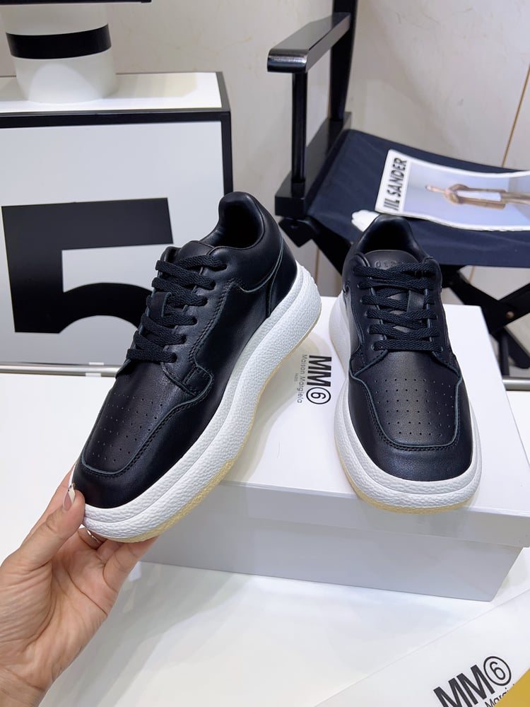 حذاء رياضي كاجوال Margiela MM6 جديد برأس مربع ومقعد سميك