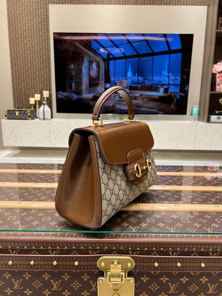 قوتشي هورسبيت هندل مقاس 28.5cm