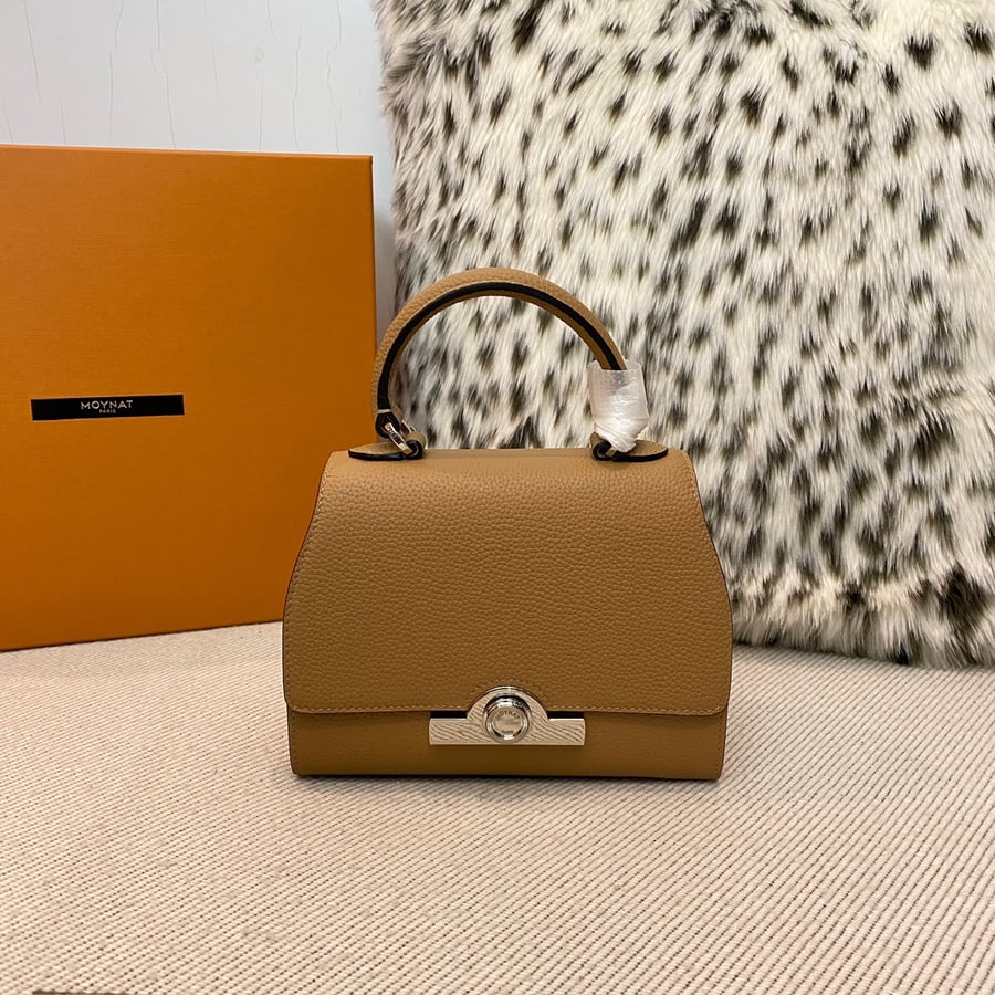 حقيبة Moynat ميني Rejane الكلاسيكية بلون بني-ذهبي