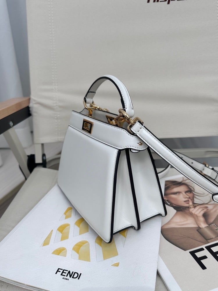 فندي بيكابو بتيت مقاس 20cm