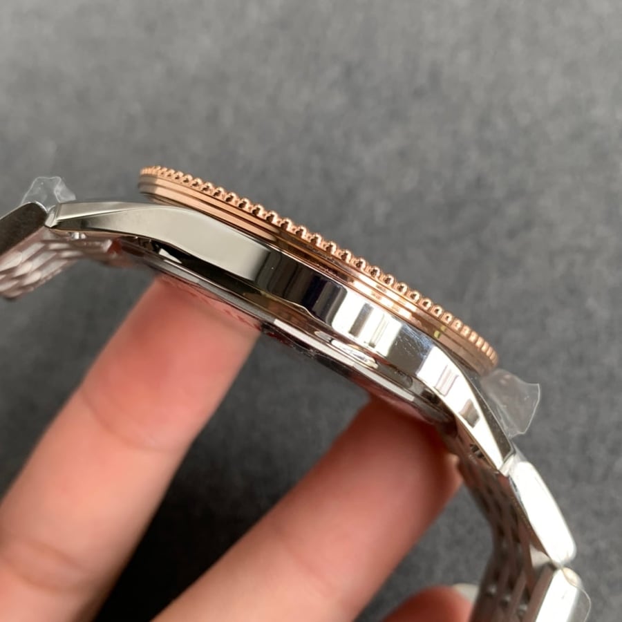 بريتلينغ نافيتيمر رجالي 41 ملم ستيل وذهب وردي ميناء فضي سوار ستيل وذهب وردي ⌚✨
