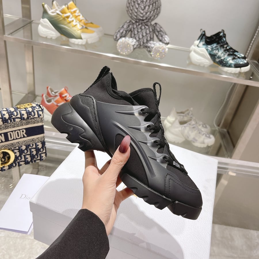 النسخة الراقية من حذاء Dior shoes-Cruise